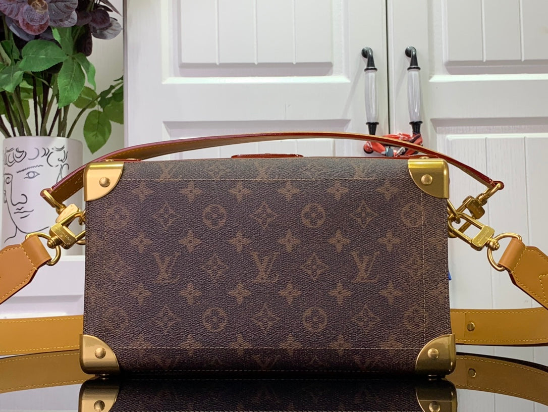 LV Soul Trunk East West