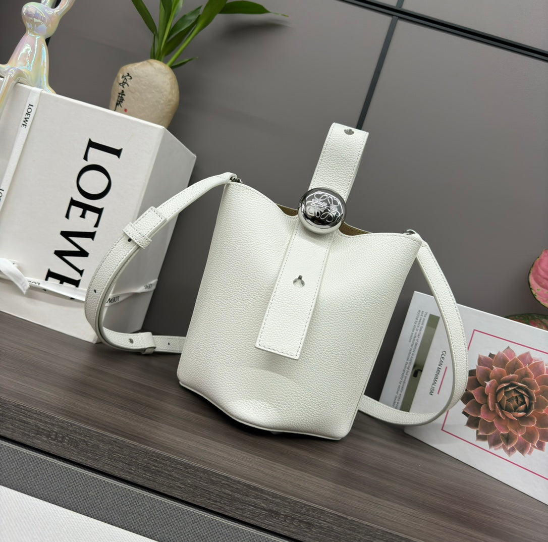 LW Pebble Mini Bucket Bag