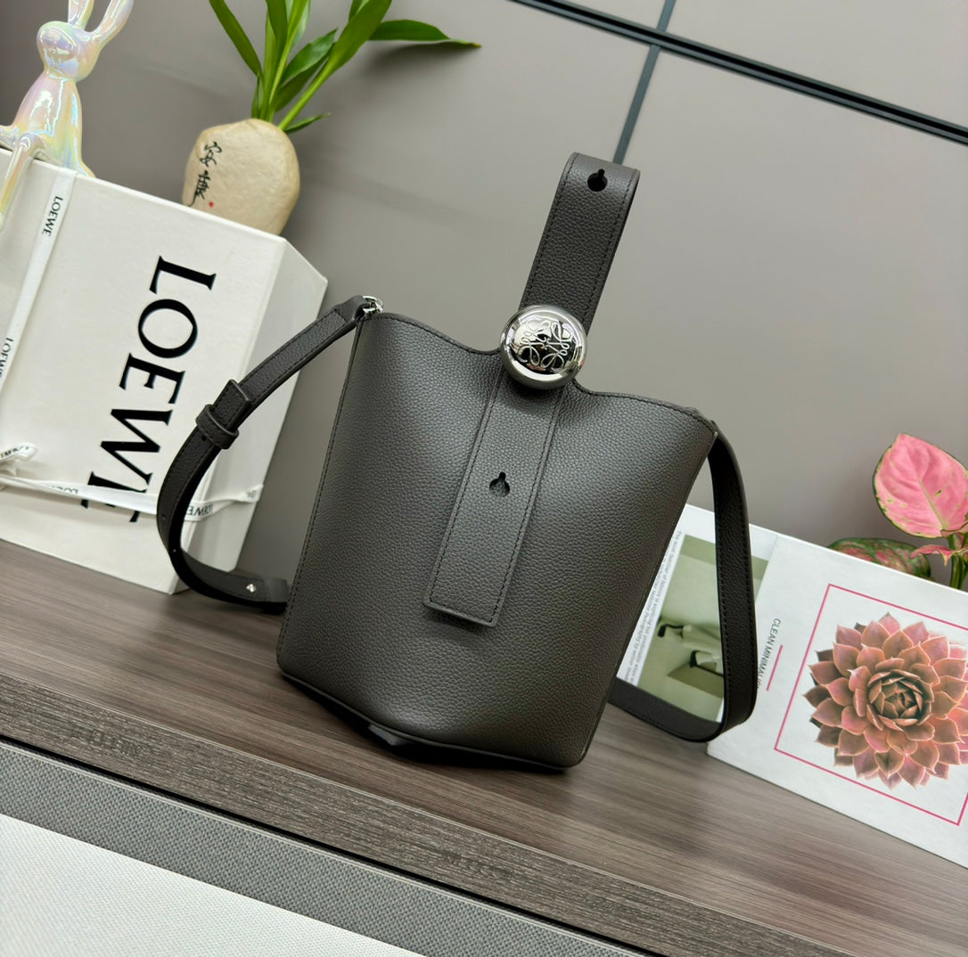 LW Pebble Mini Bucket Bag