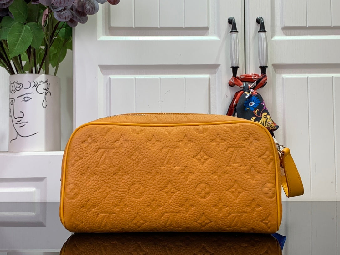 LV Dopp Kit Taurillon Monogram