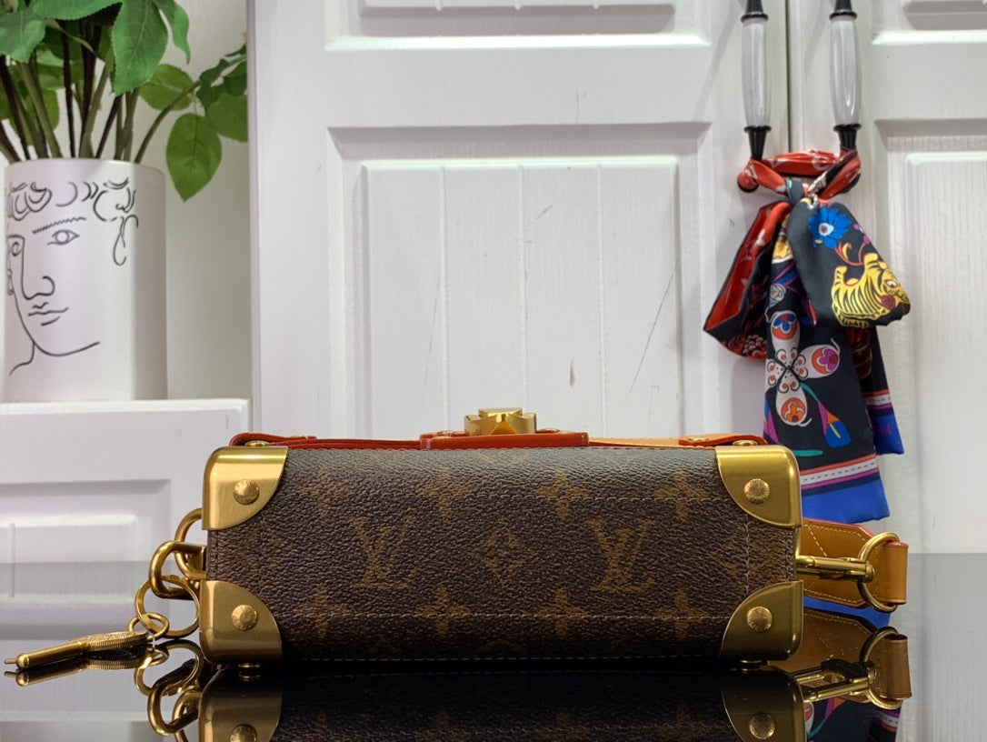 LV Soul Trunk