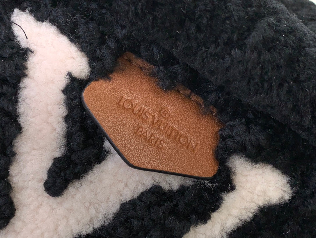 LV Bumbag
