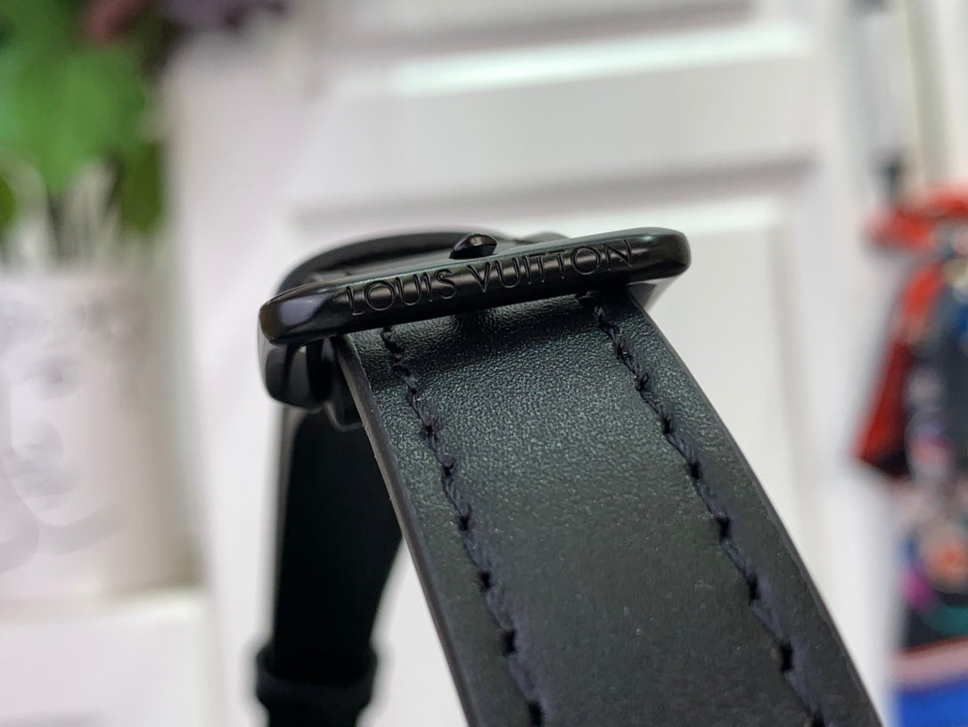 LV Pulse Monogram