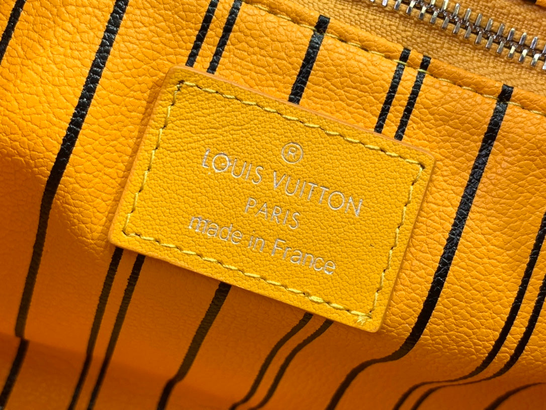 LV Dopp Kit Taurillon Monogram