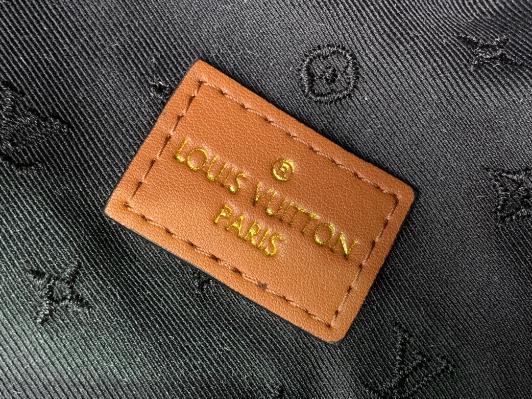 LV Bumbag