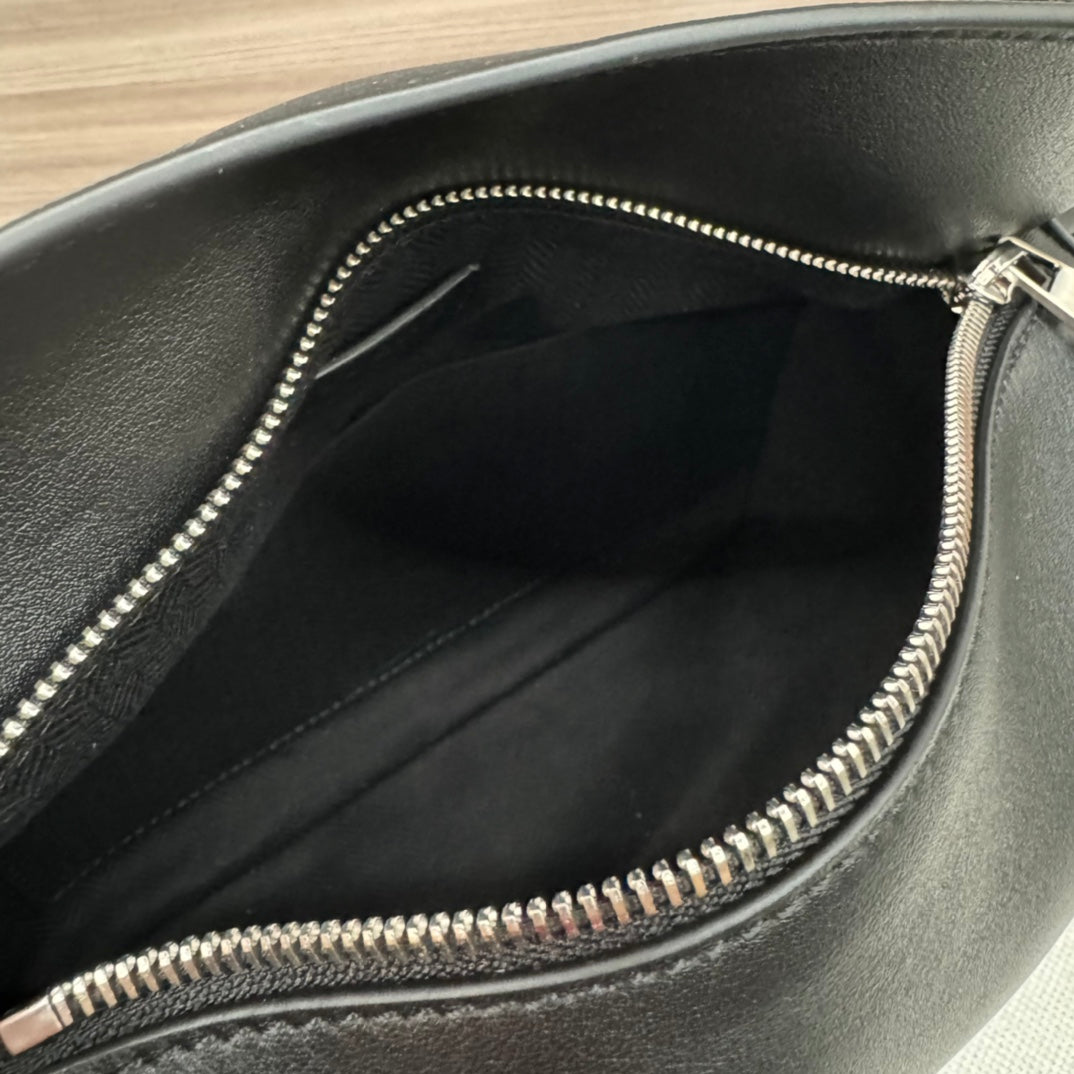 LW BumBag
