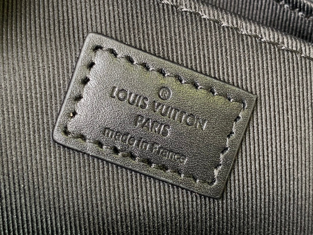 LV Pulse Monogram