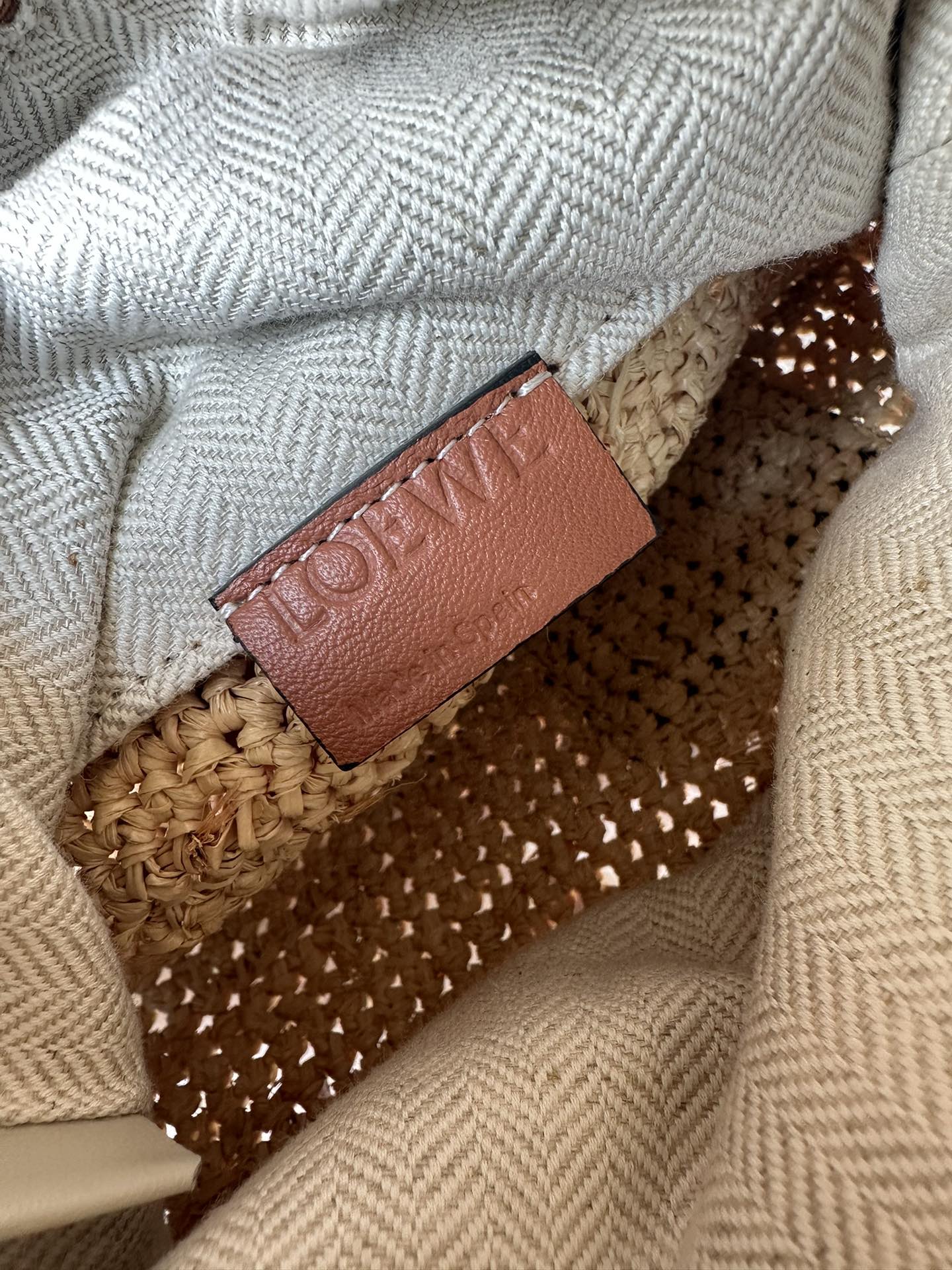 LW Raffia Basket
