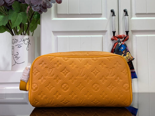 LV Dopp Kit Taurillon Monogram