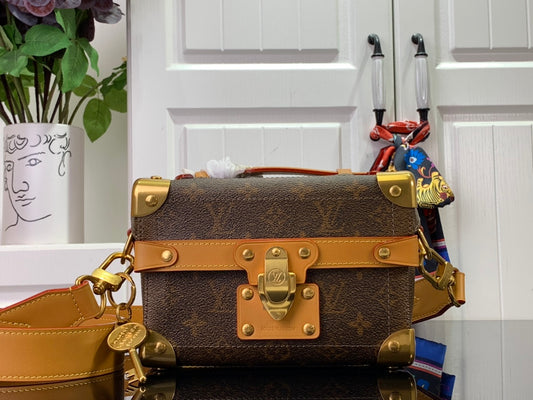 LV Soul Trunk