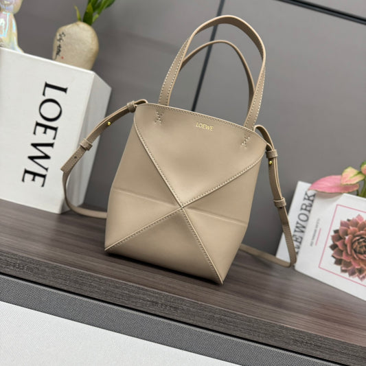 LW Puzzle Fold