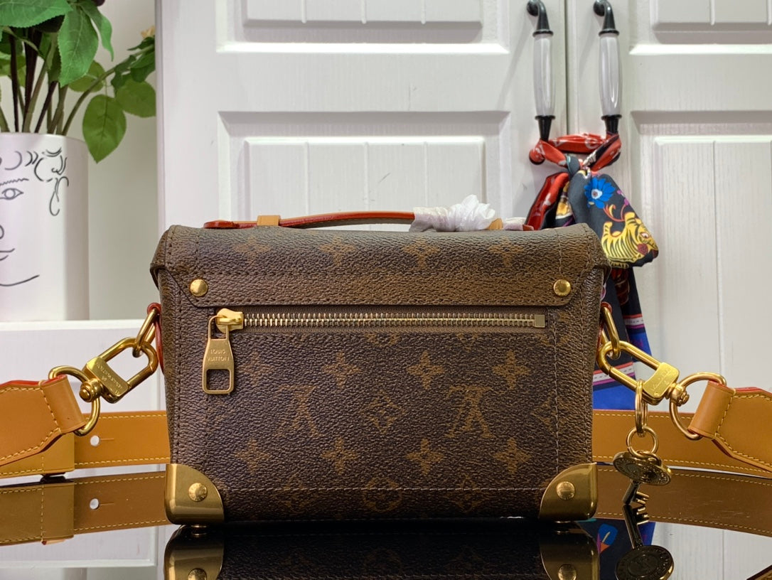LV Soul Trunk
